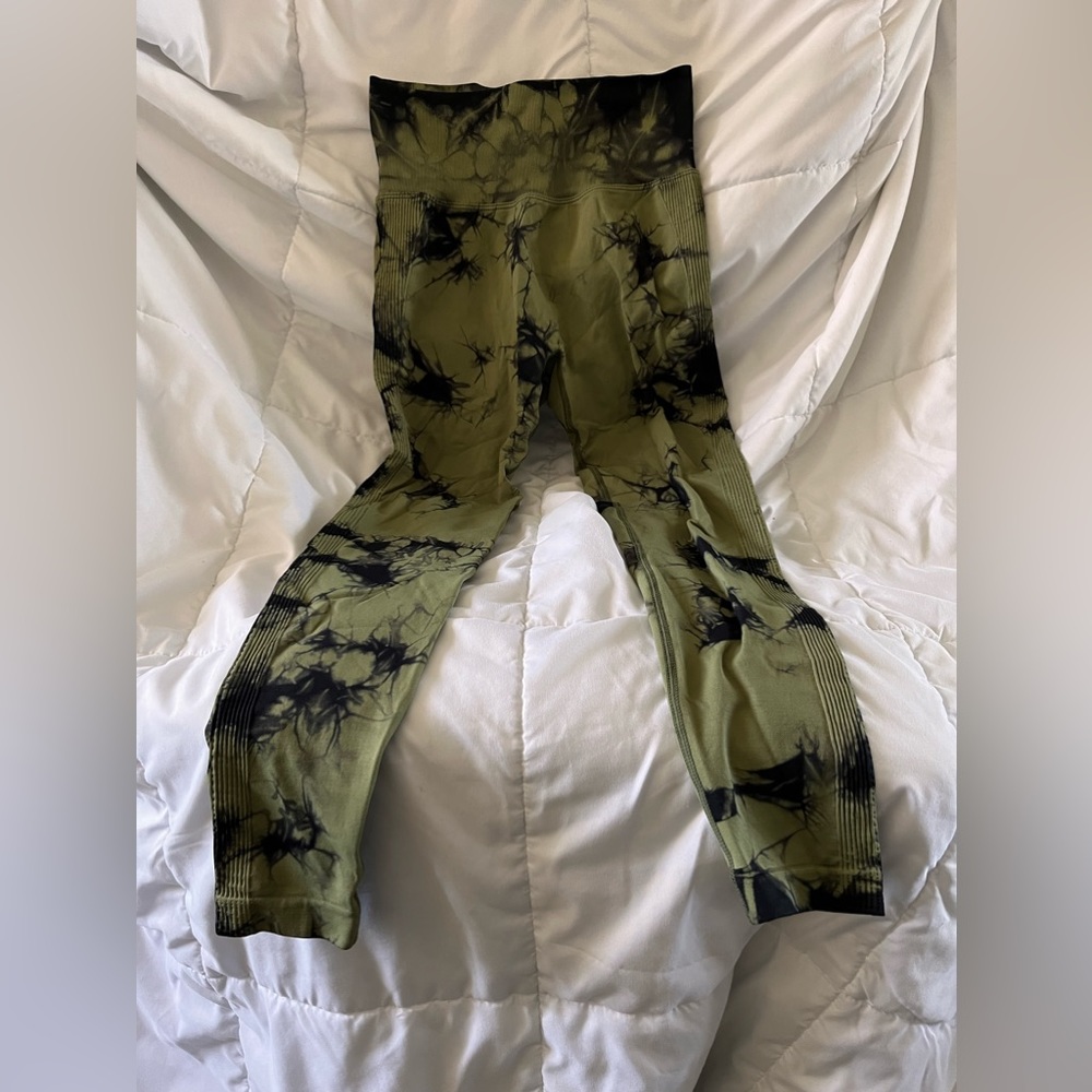 Two Pair Black Dyed Ruched Leggings